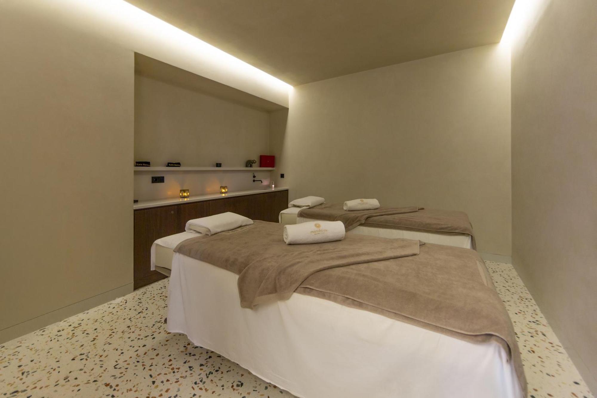 Altis Porto Hotel Esterno foto